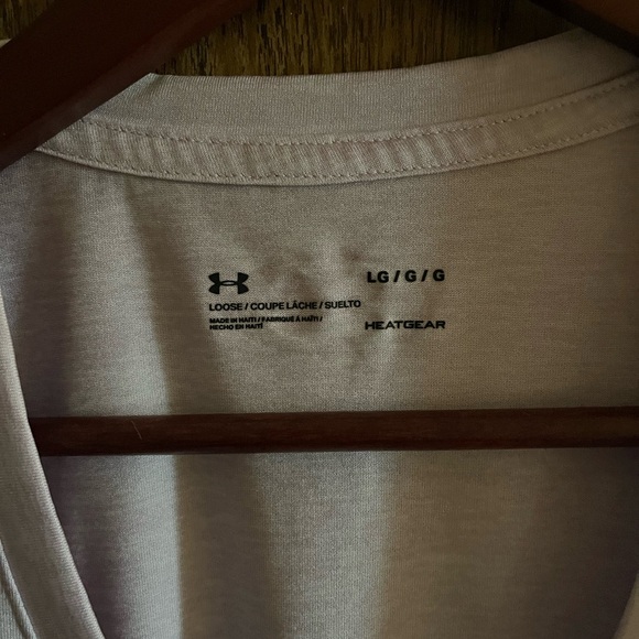 Under armour shirt - Picture 2 of 2